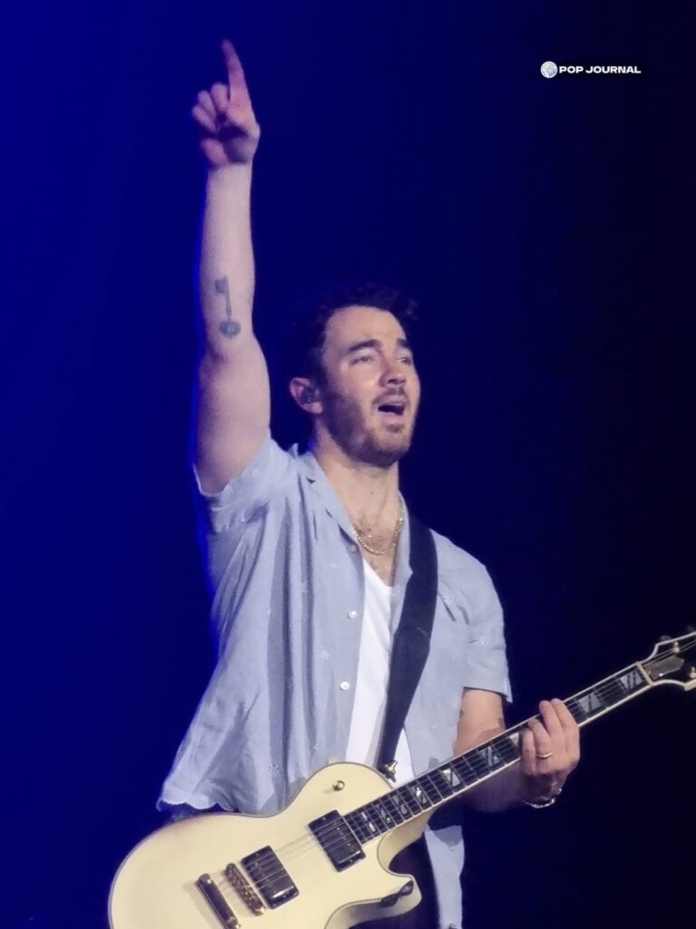 kevin jonas