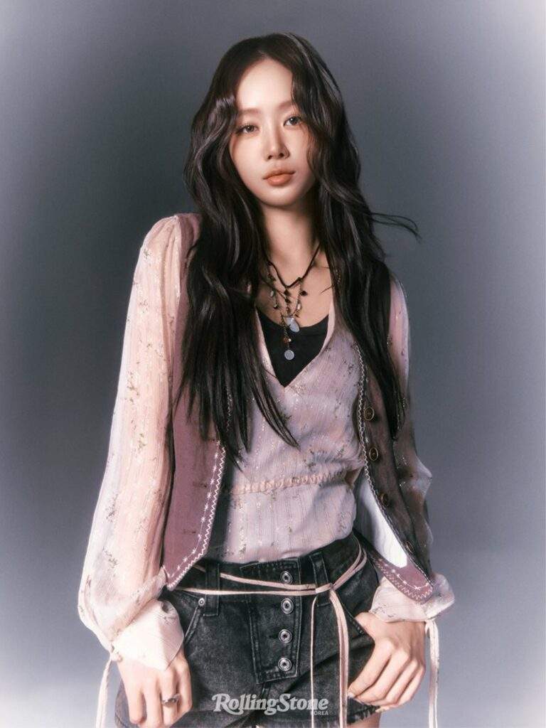 soyou pda profile shot by rolling stone korea