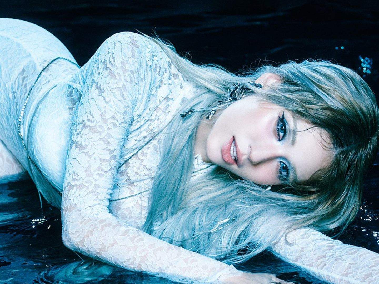 JEON SOMI Chaotic & Confused