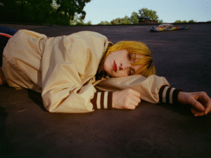 hayley williams new song featured image