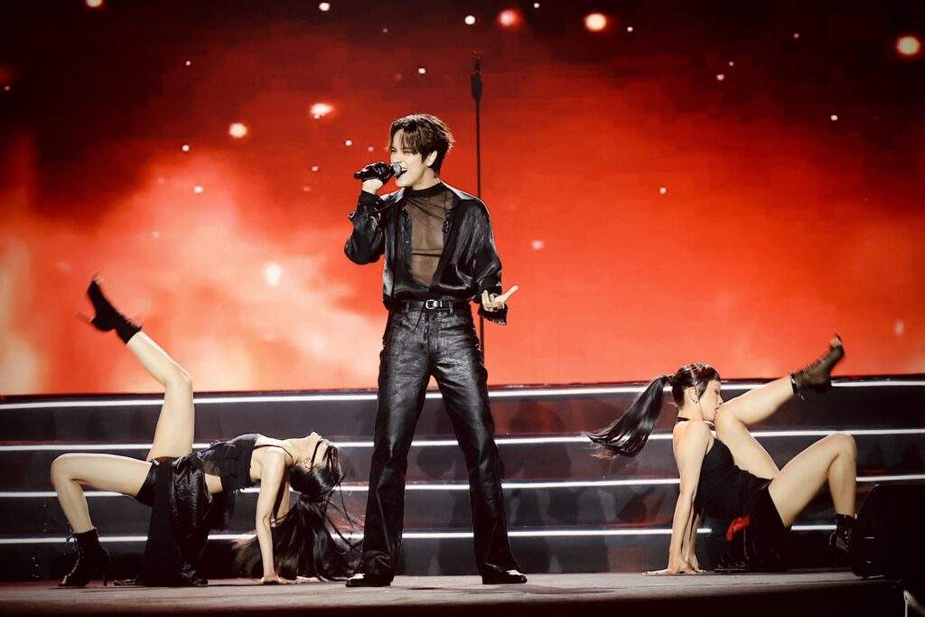 Nanon at Weibo Gala 2025