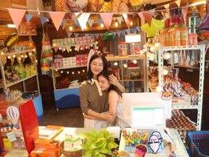 Whale Store XOXO feature