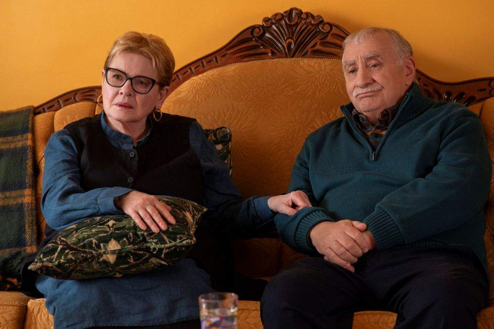 Lester shares his day as a doorman to his wife, Lorraine