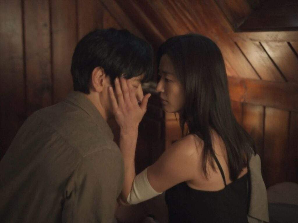 Tempest episode 6 Sanho and Munju shares an intimate moment