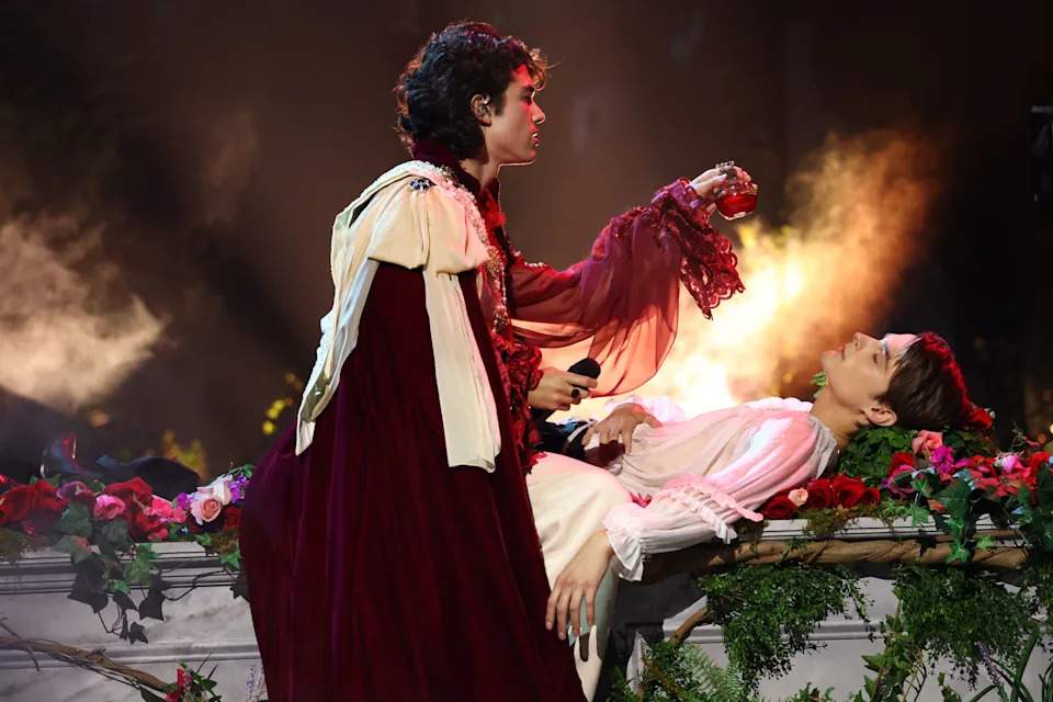 Conan Gray's performance at VMAs 2025 with Corey