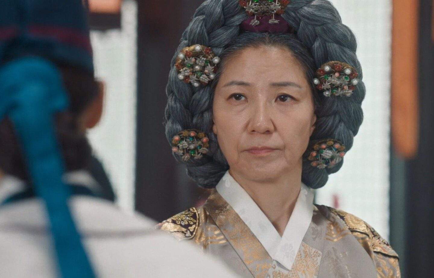 The Queen Dowager in Bon Appetit Your Majesty episode 9