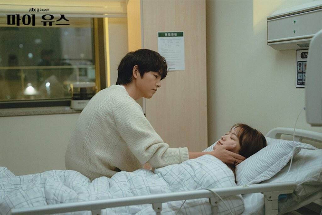 My Youth episode 9 Song Joong-ki and Chun Woo-hee at the hospital