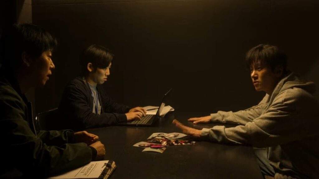 The manipulated episode 1 ji chang wook as Tae joong, in investigation