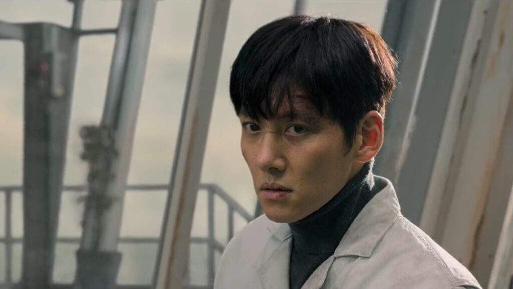 the manipulated episode 6 recap taae joong observes