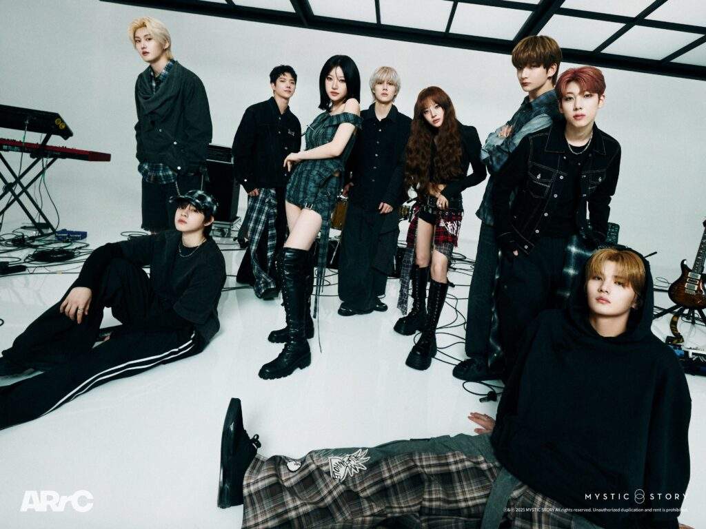 ARrC with MOON SUA and SIYOON