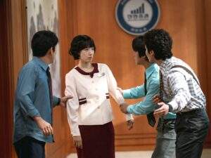 Undercover Miss Hong Episode 4