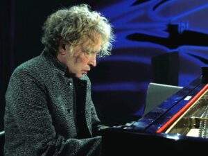 Peter Manning Robinson