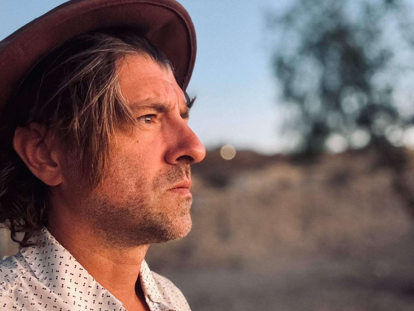 The Vincenzos - Lay Down