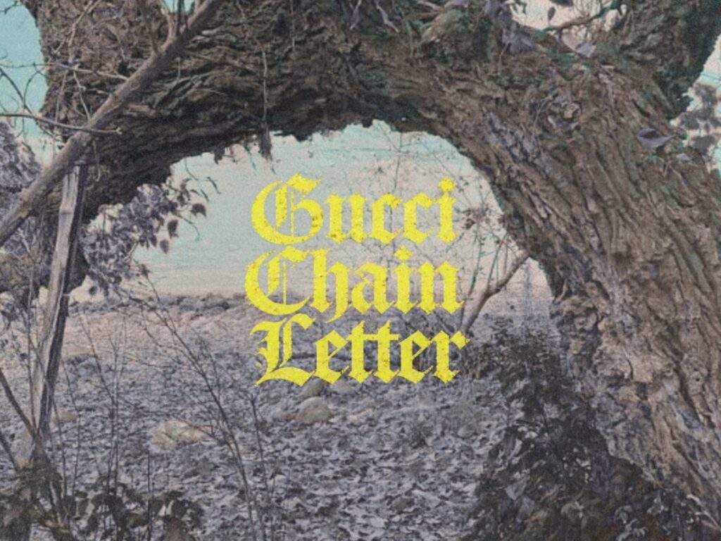 Gucci Chain Letter