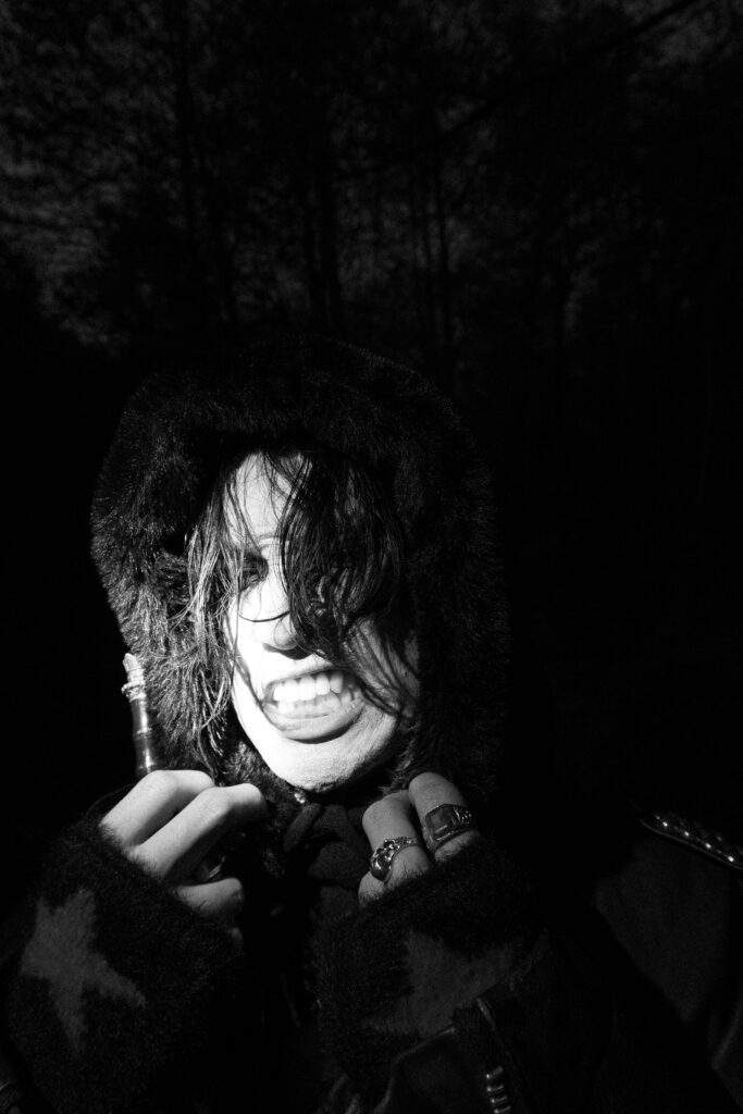 Lecx Stacy Hurry, Grin