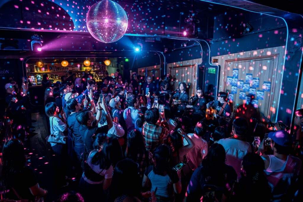 Tilly Birds I'll Remember to Forget You: Through Layered Walls in Manila